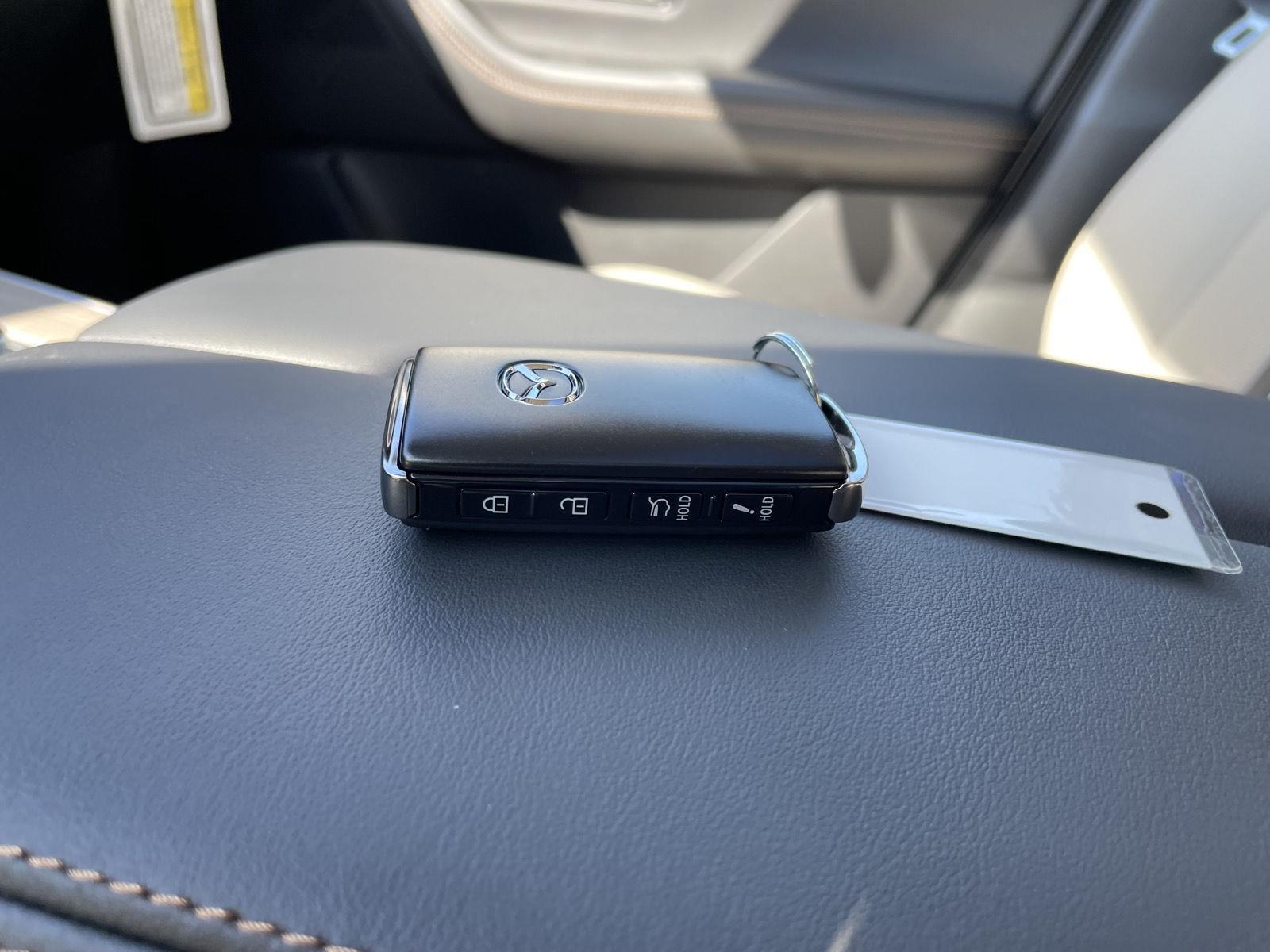 Vehicle photo 38