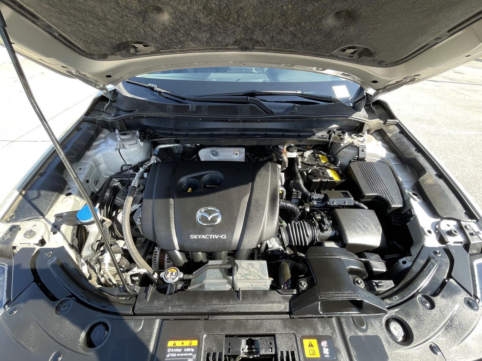 Vehicle photo 32