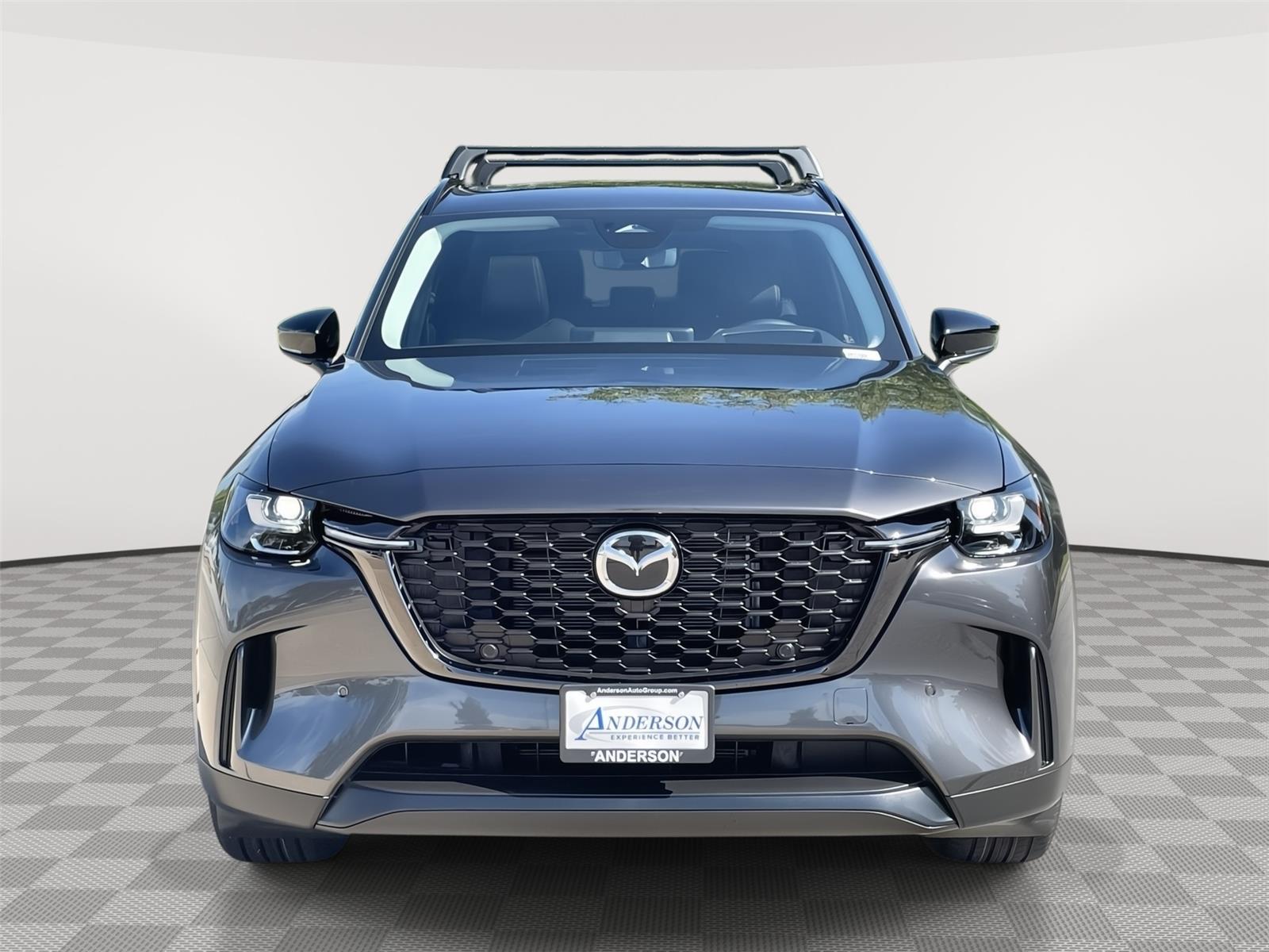 Vehicle photo 4