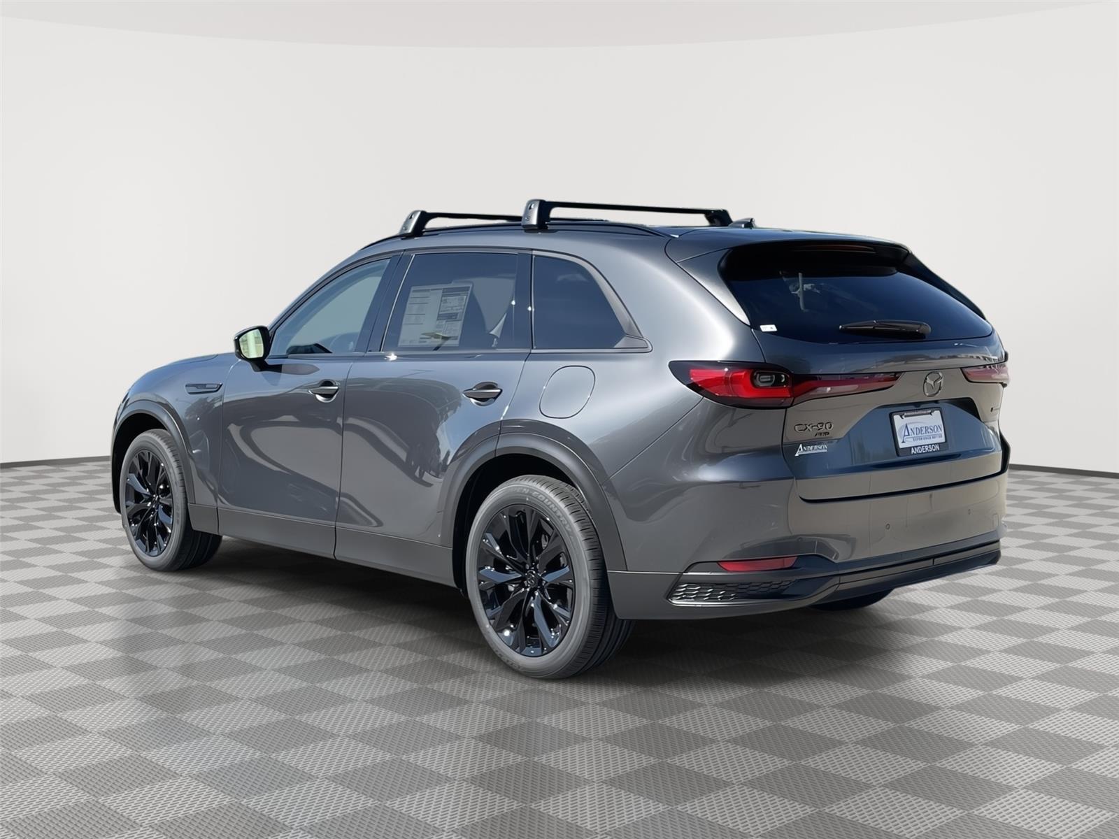 Vehicle photo 9
