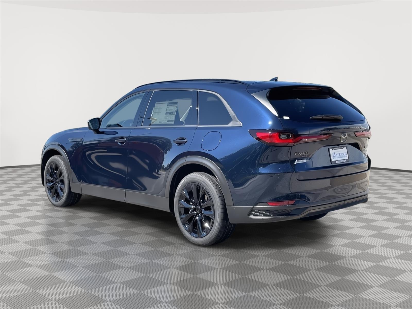 Vehicle photo 9