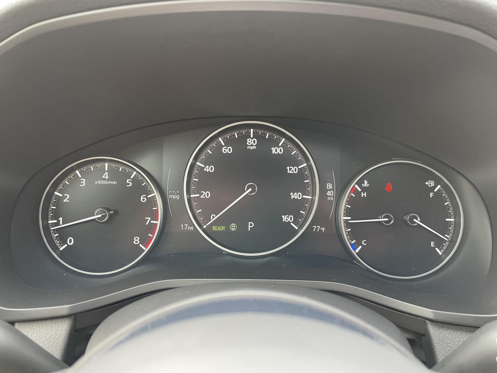Vehicle photo 14