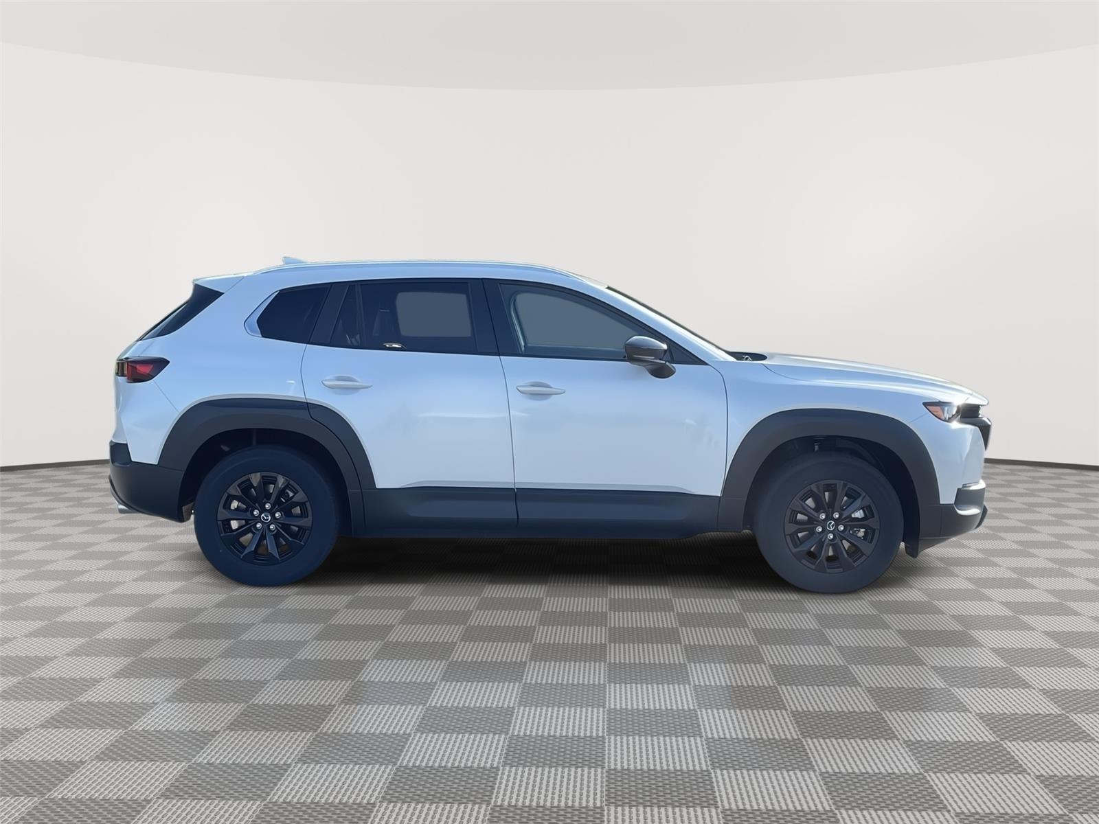Vehicle photo 6
