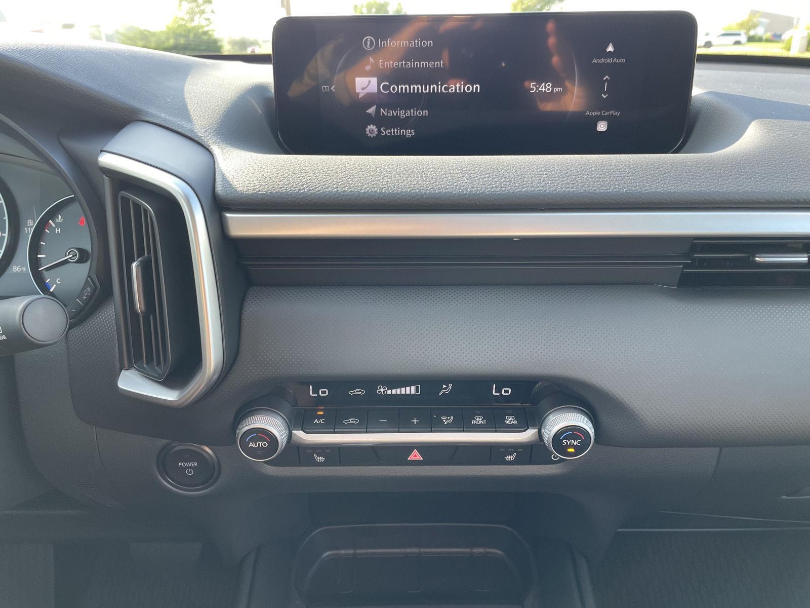 Vehicle photo 22