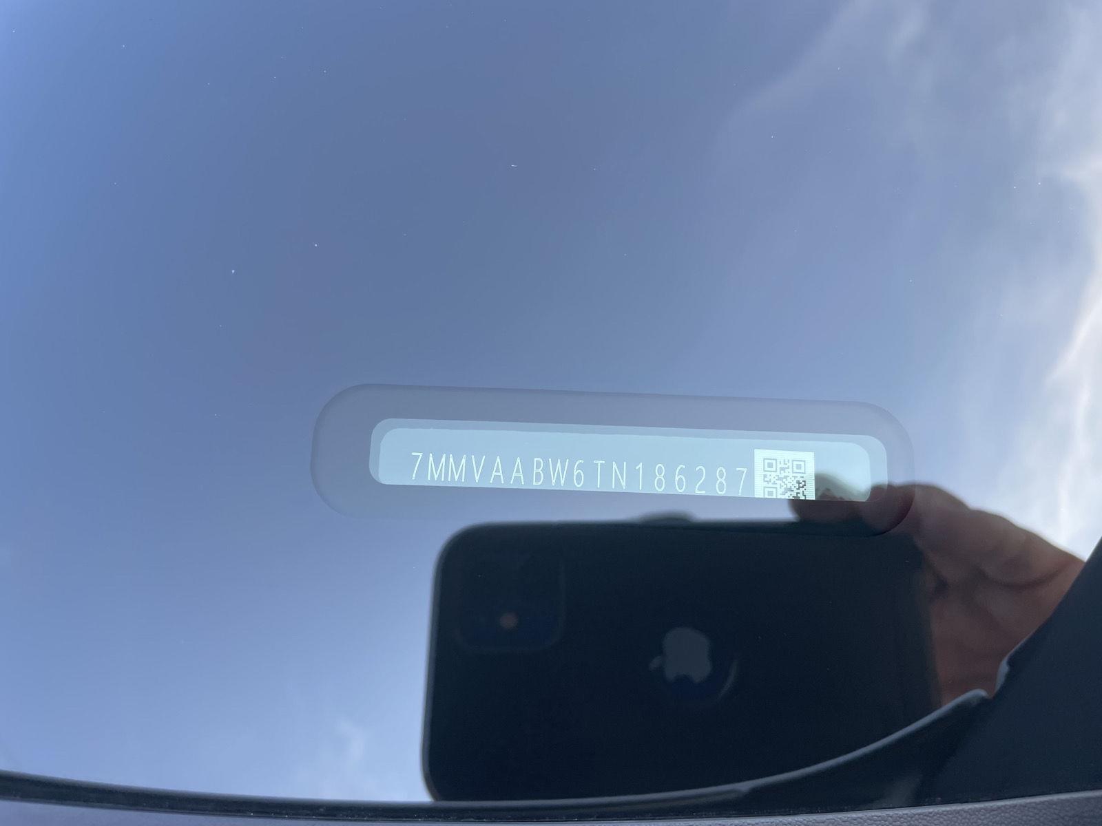Vehicle photo 32