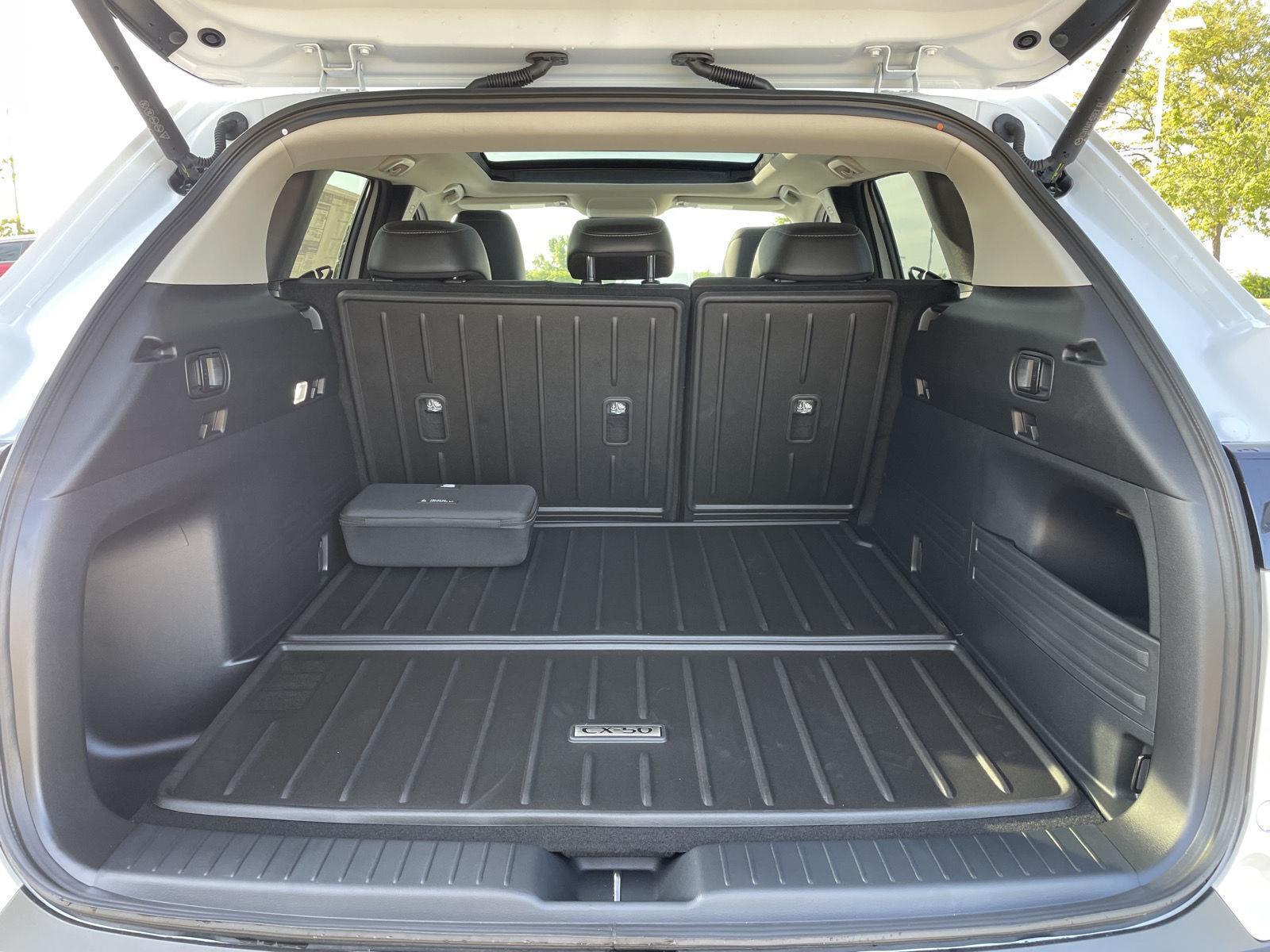 Vehicle photo 34