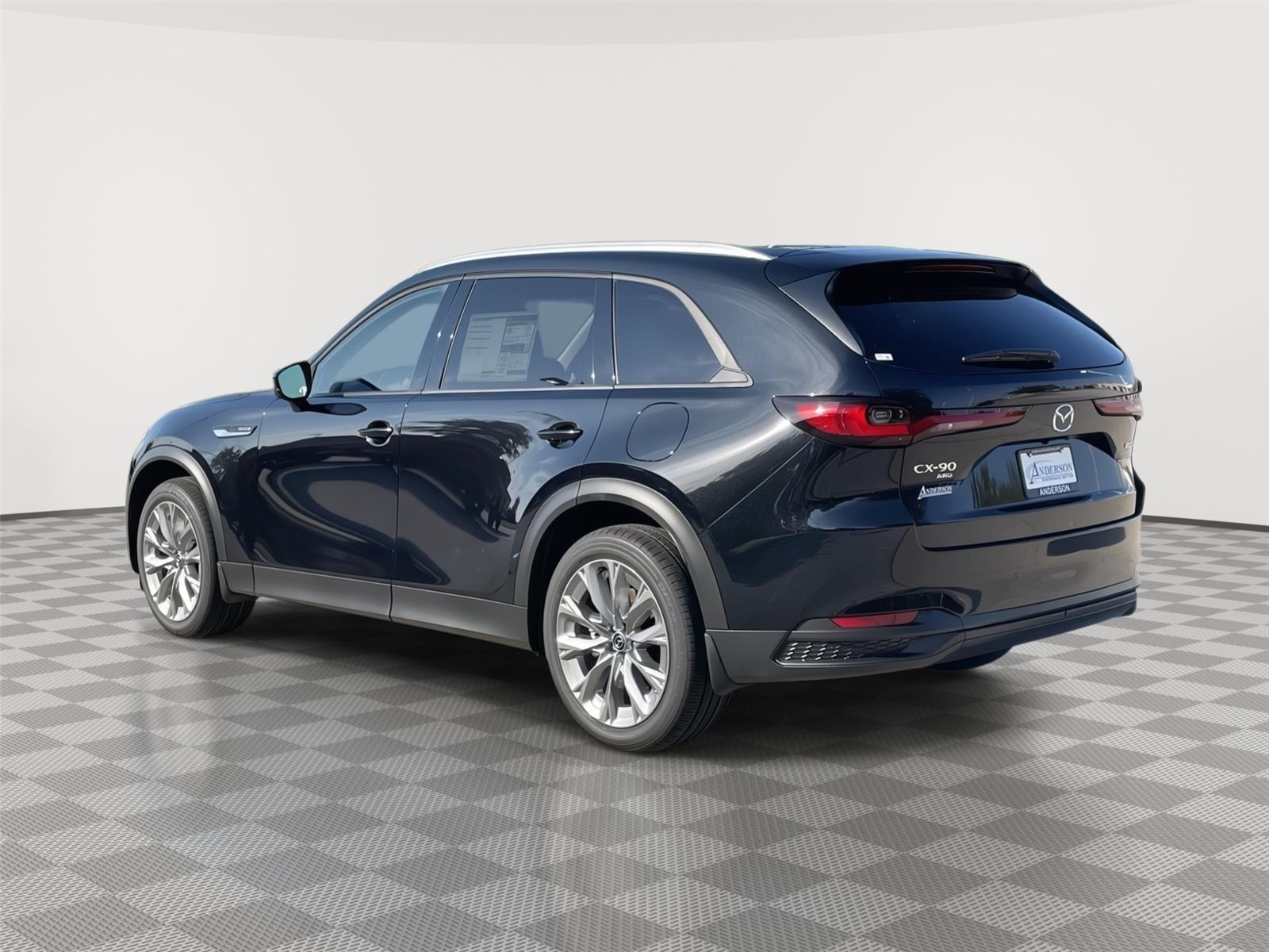 Vehicle photo 9