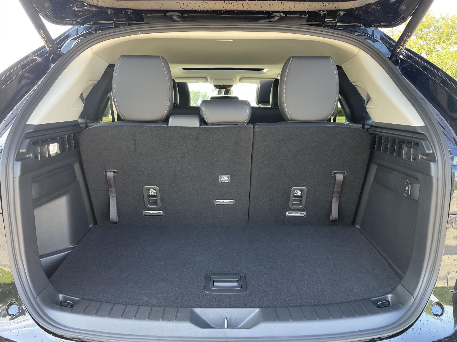 Vehicle photo 36