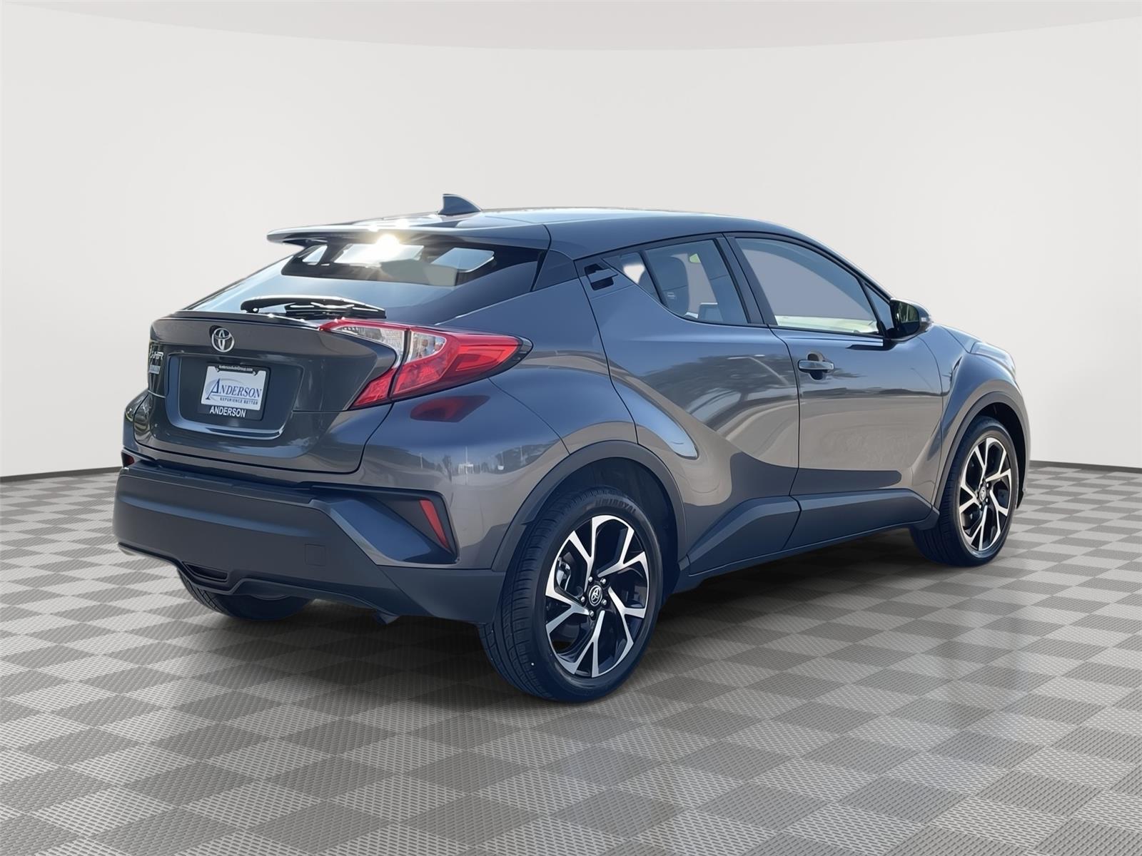 Vehicle photo 7