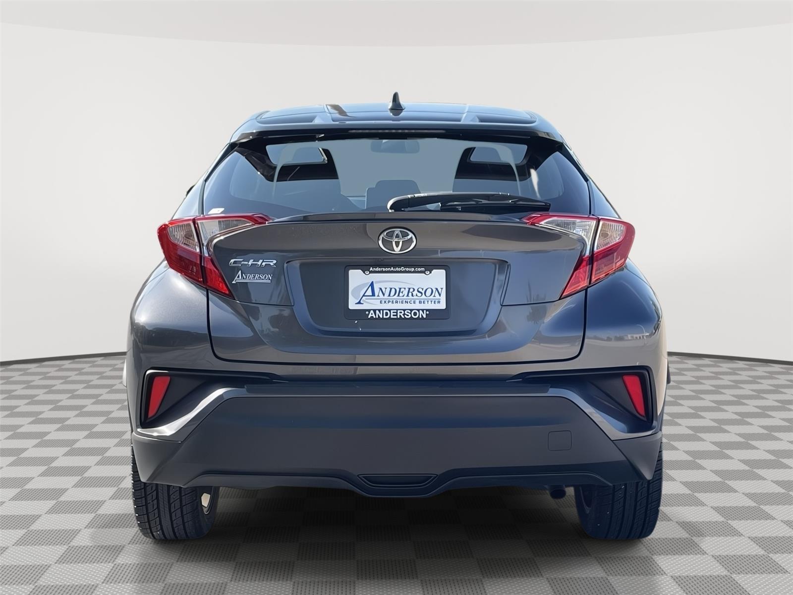 Vehicle photo 8