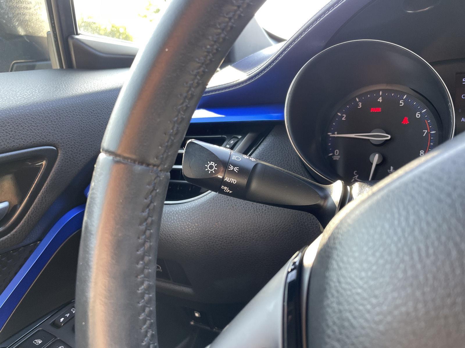 Vehicle photo 16