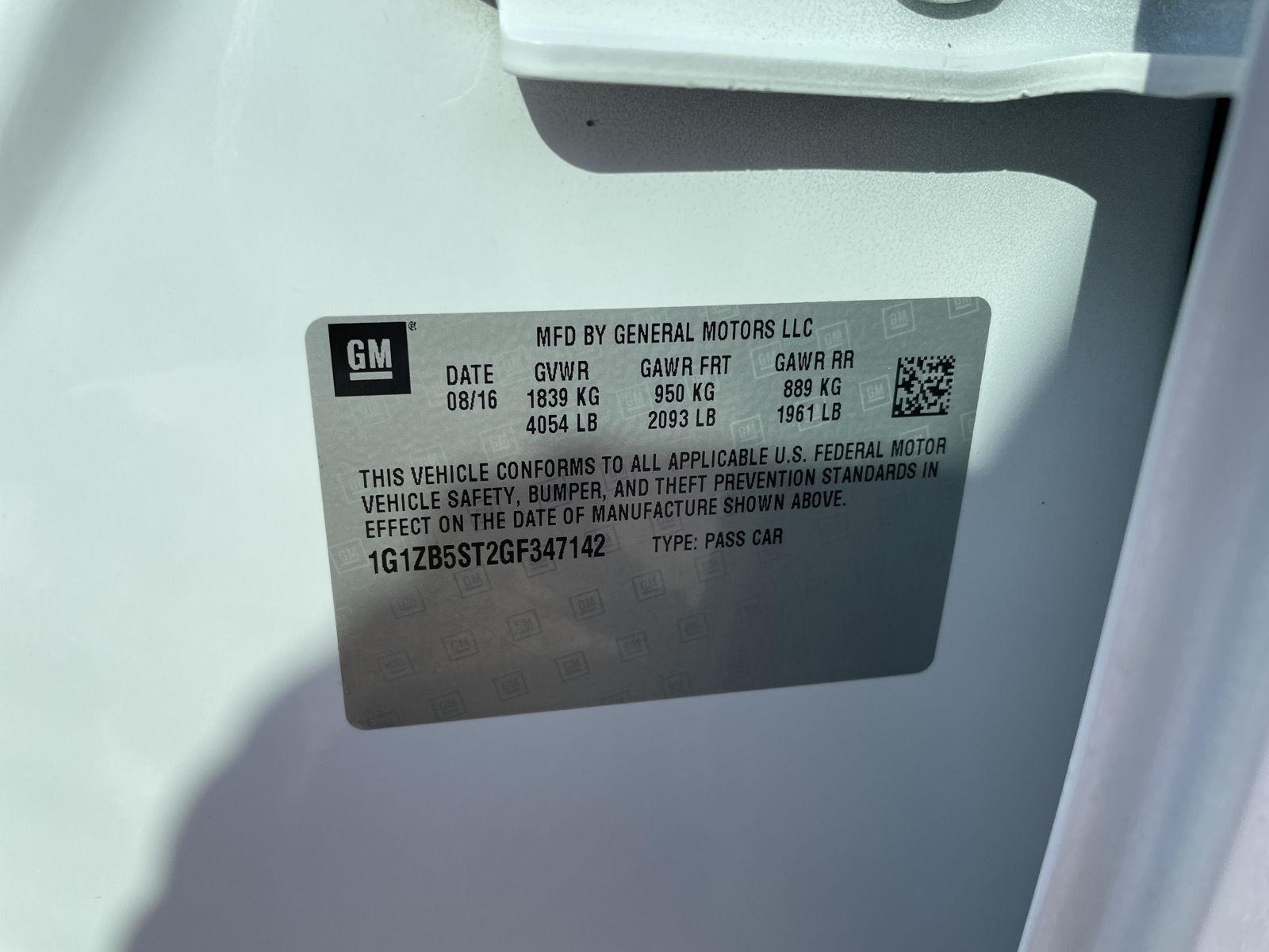 Vehicle photo 32
