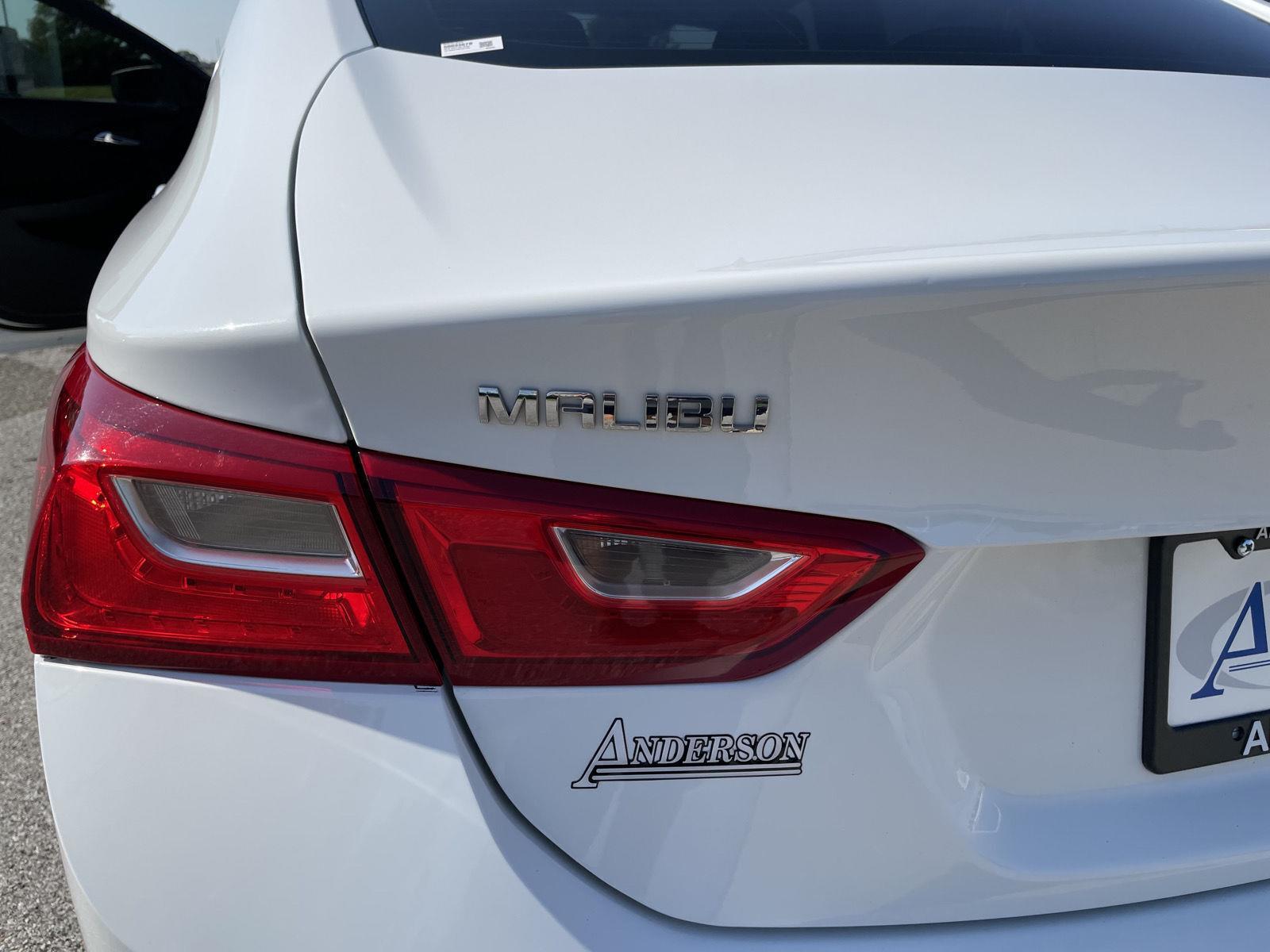 Vehicle photo 34