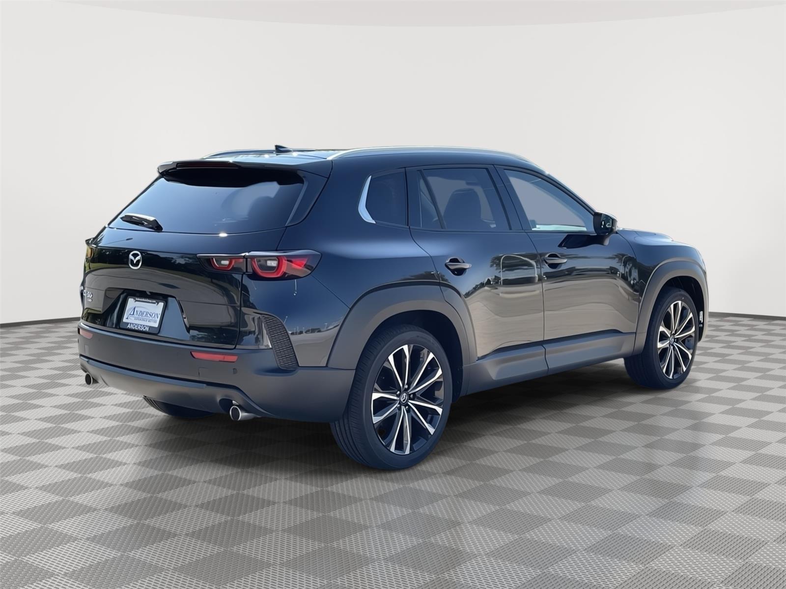 Vehicle photo 7