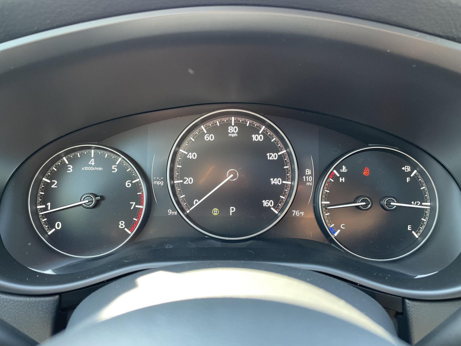 Vehicle photo 14