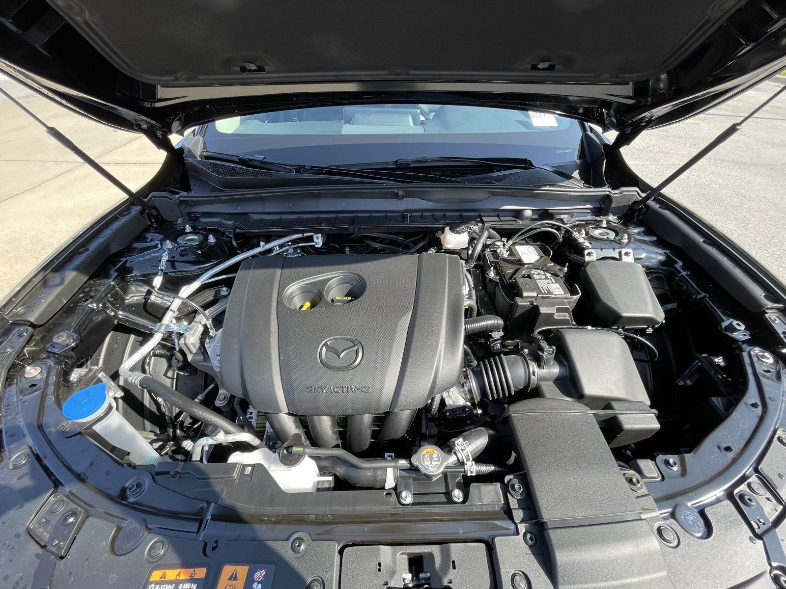 Vehicle photo 34