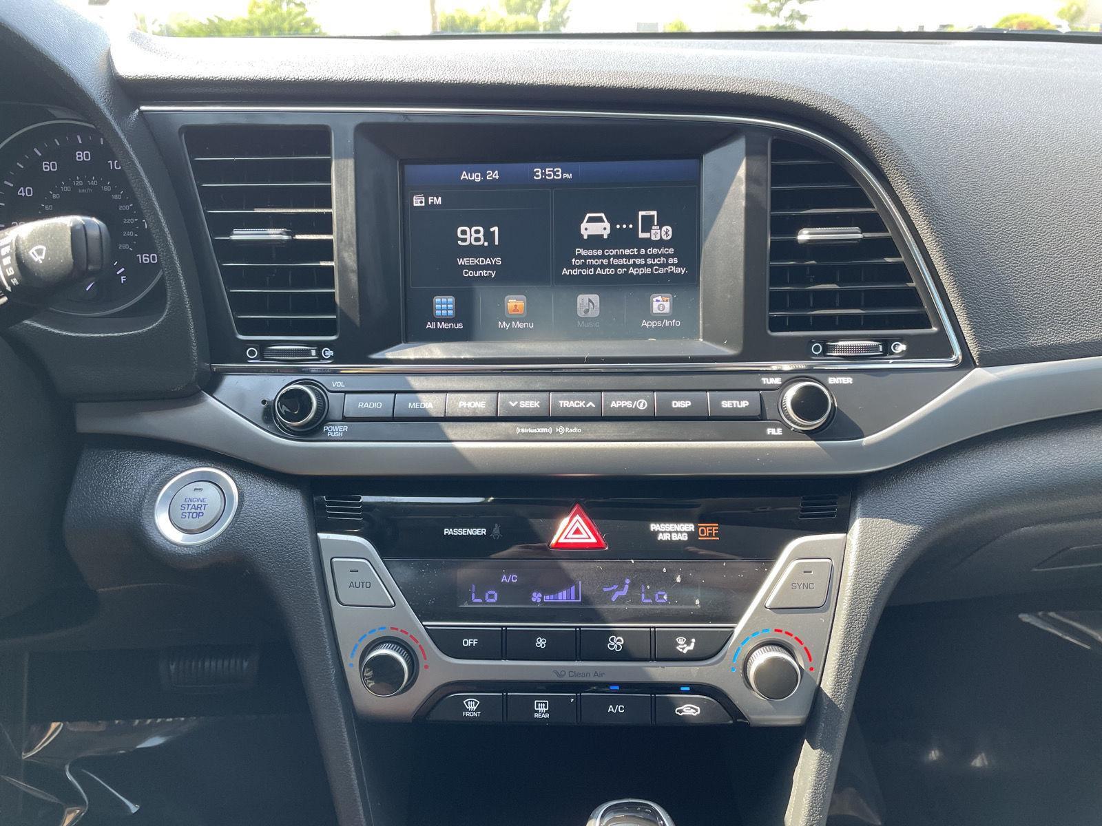 Vehicle photo 21