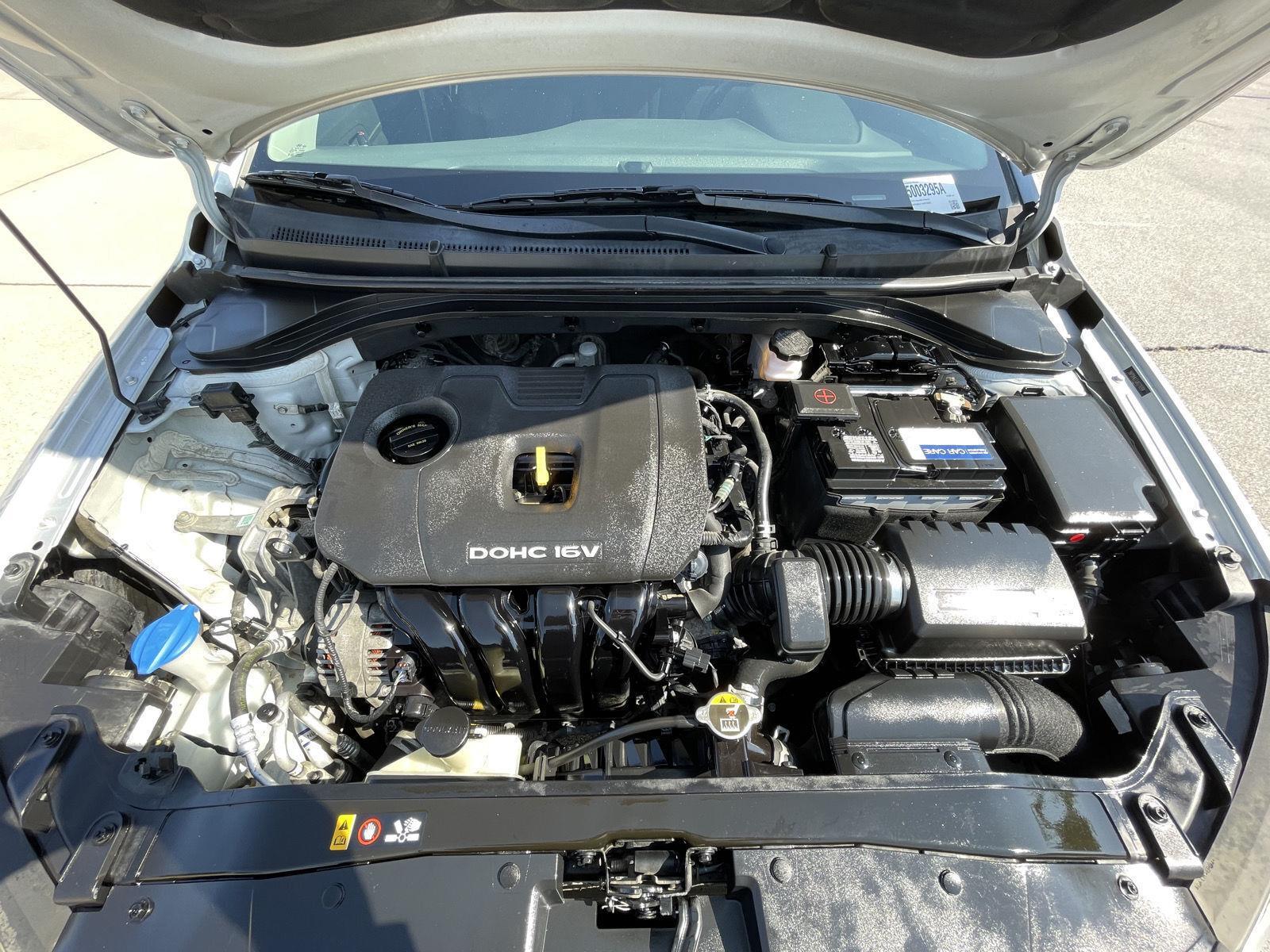 Vehicle photo 32