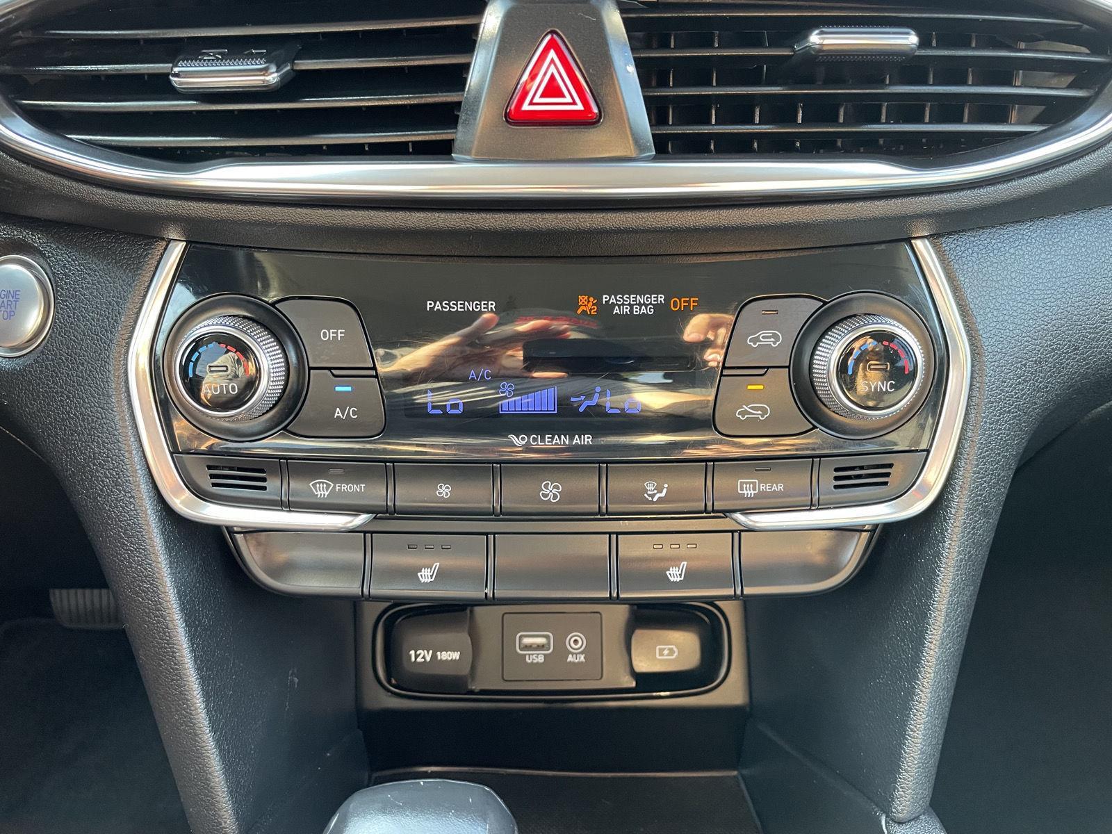 Vehicle photo 26