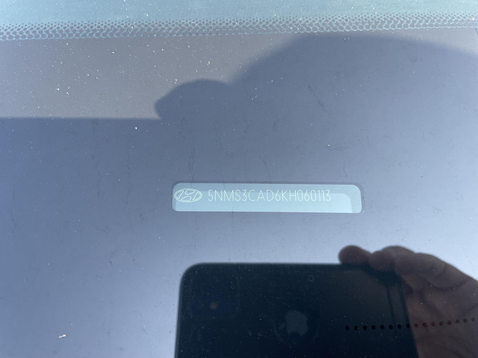 Vehicle photo 33