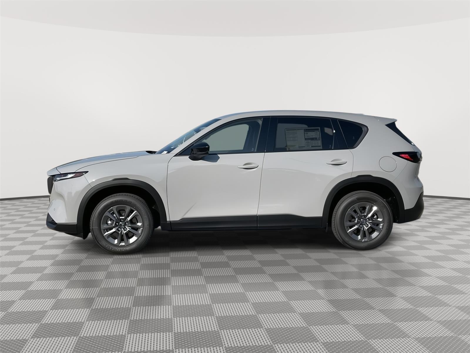 Vehicle photo 2