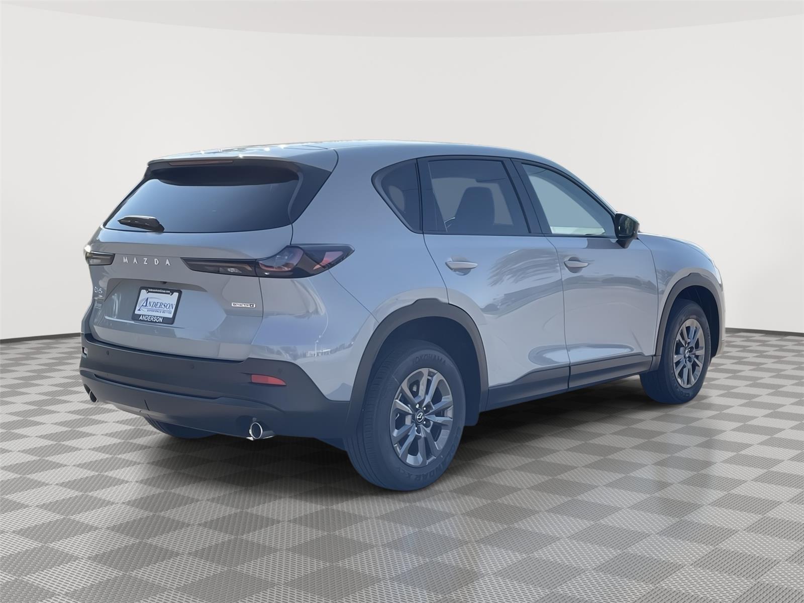 Vehicle photo 7