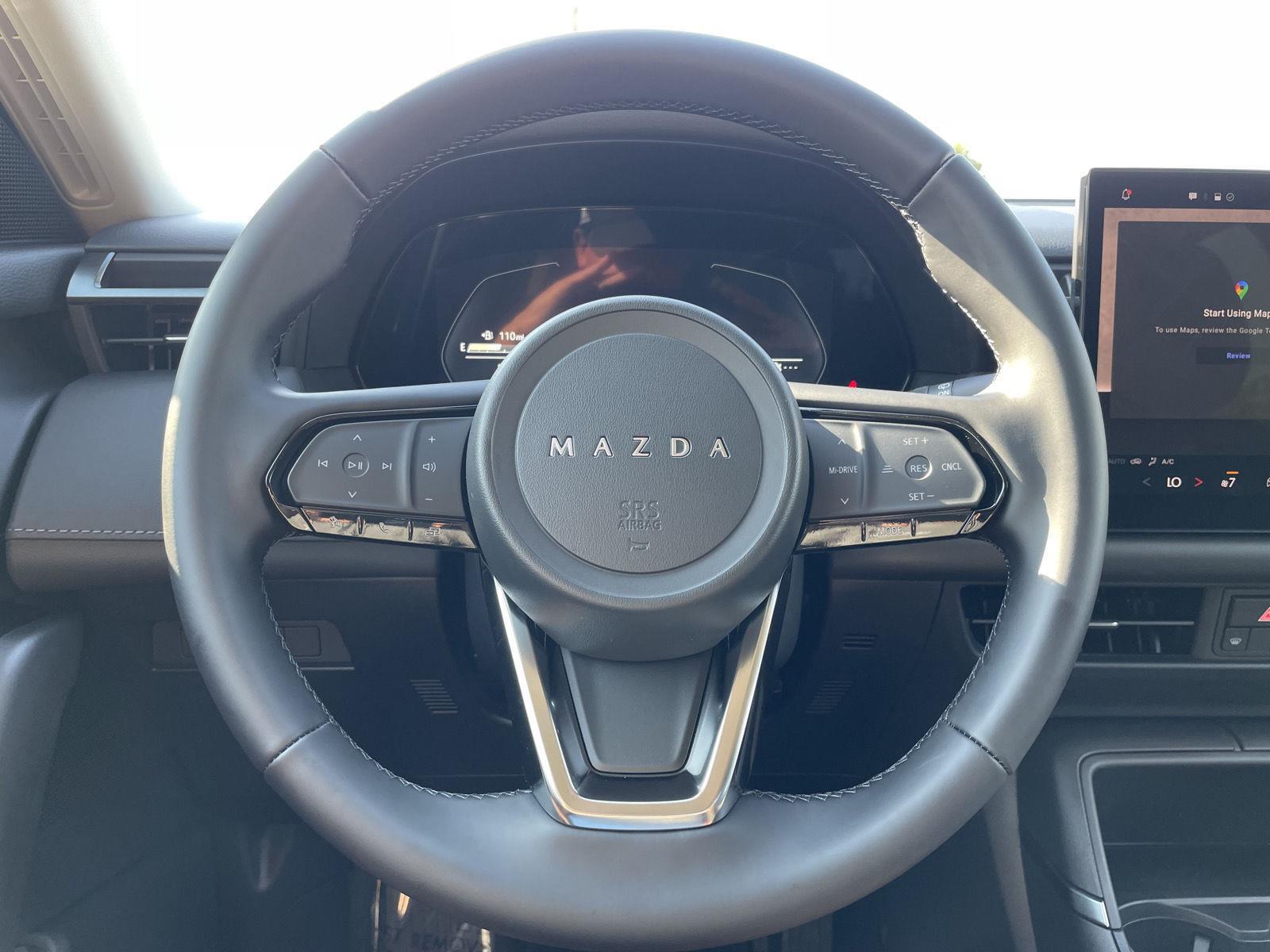 Vehicle photo 11