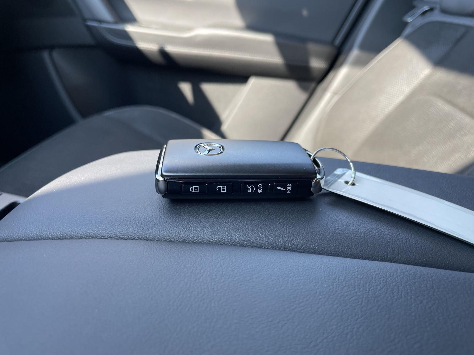 Vehicle photo 35