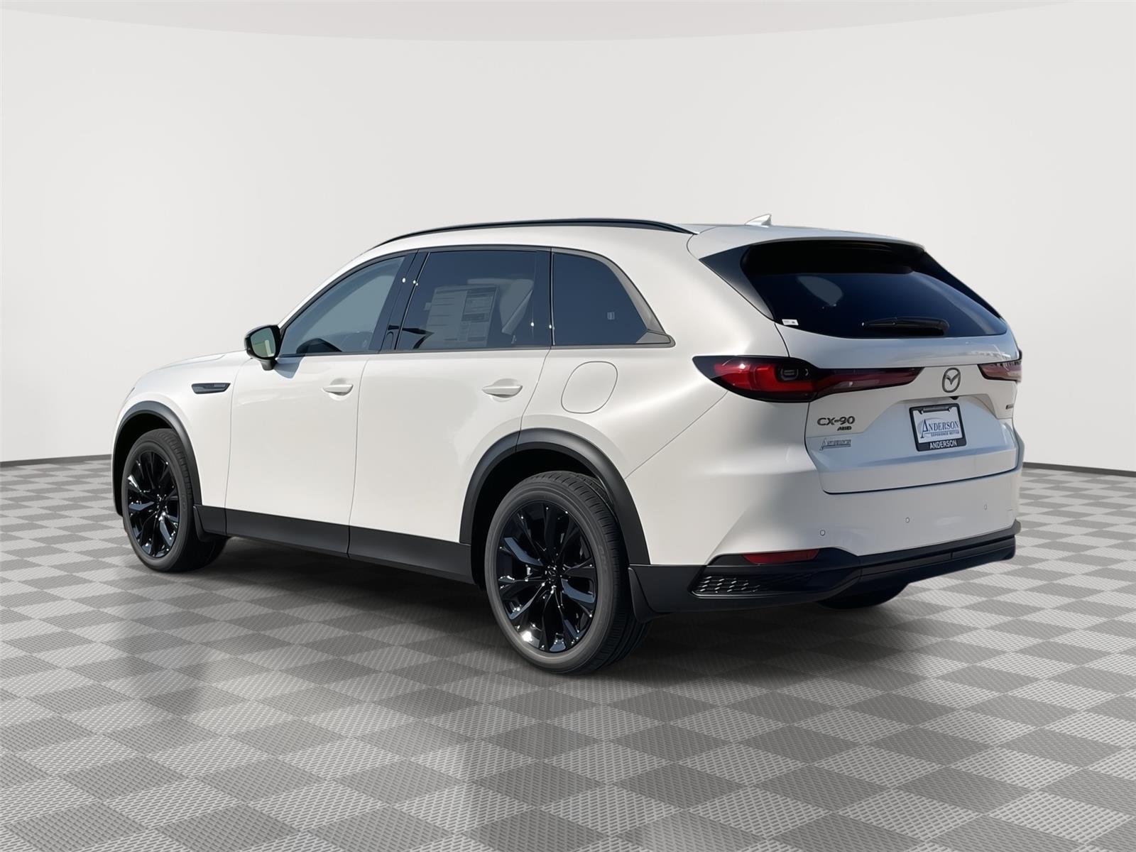 Vehicle photo 9