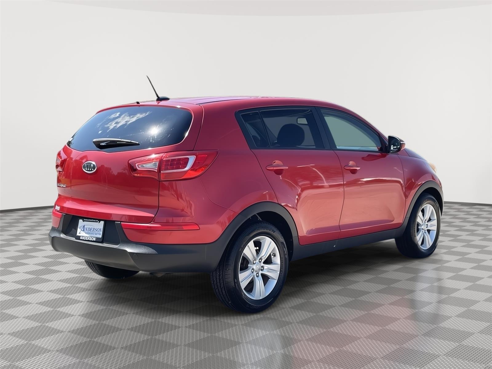 Vehicle photo 7