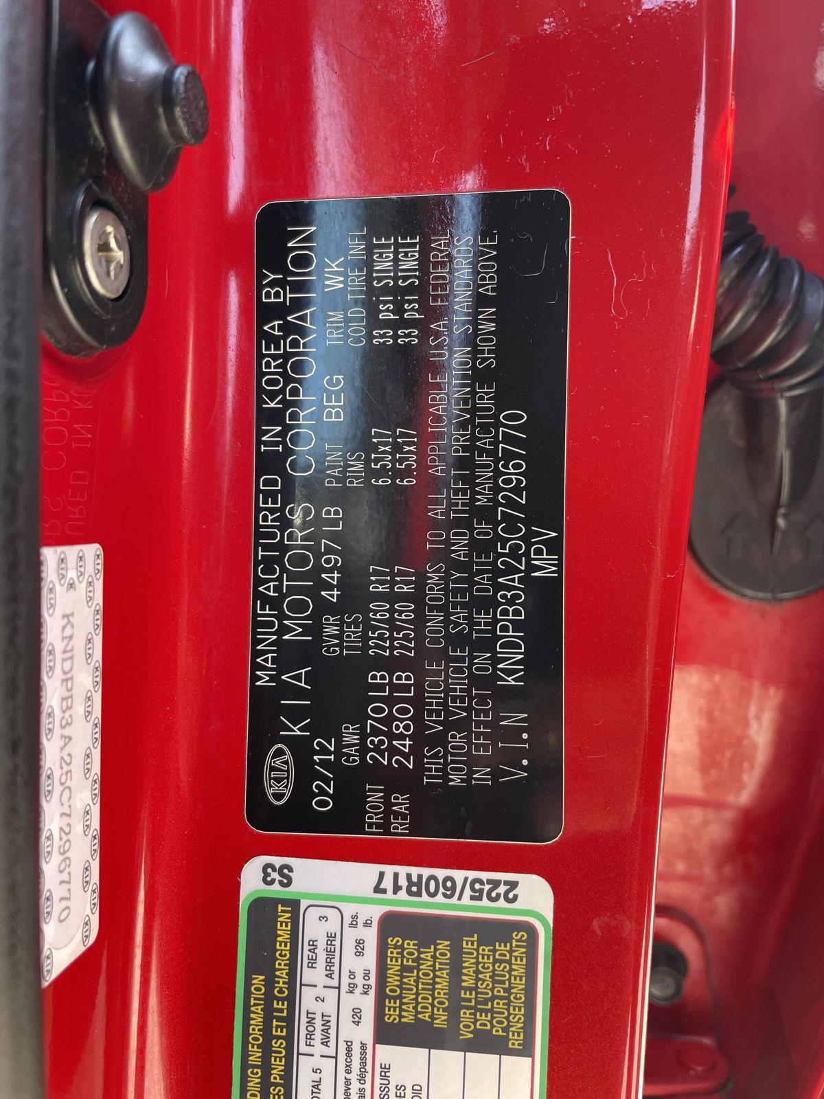Vehicle photo 29