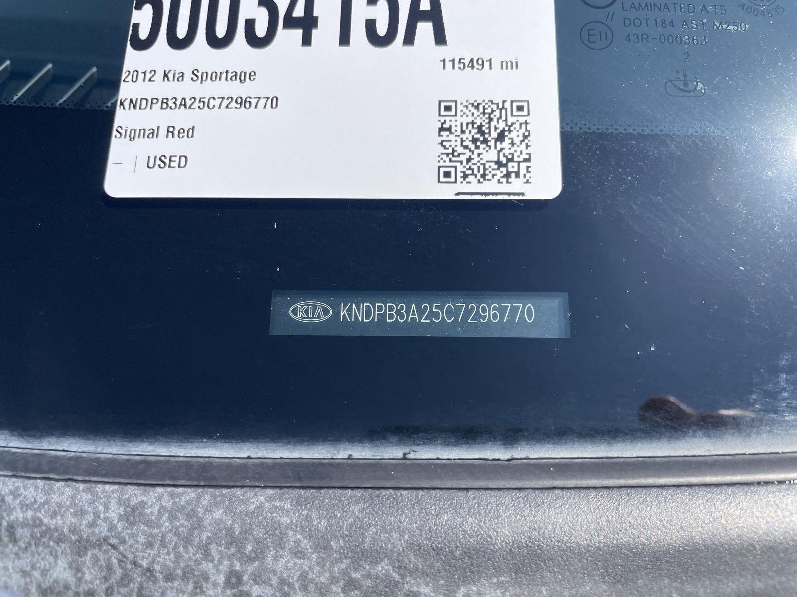 Vehicle photo 30