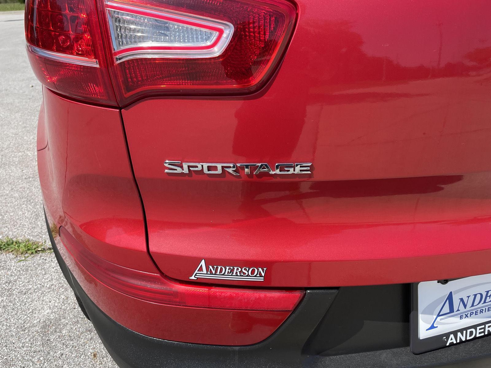 Vehicle photo 33