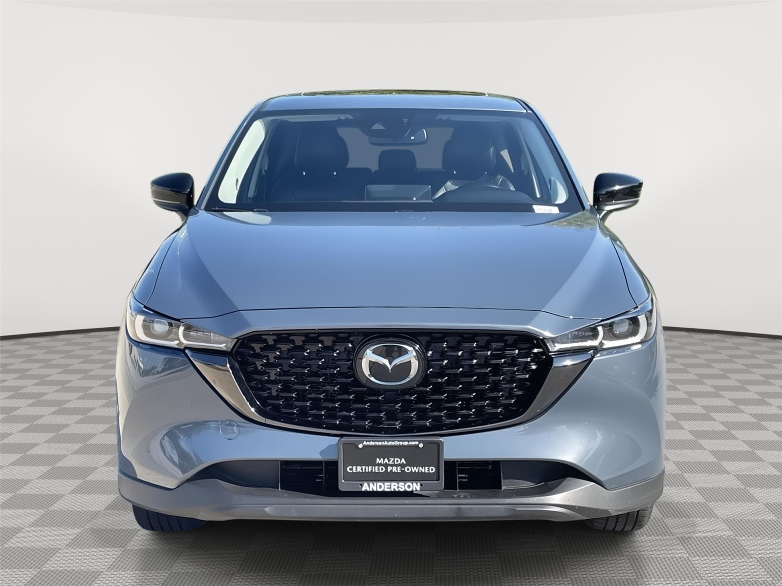Vehicle photo 4