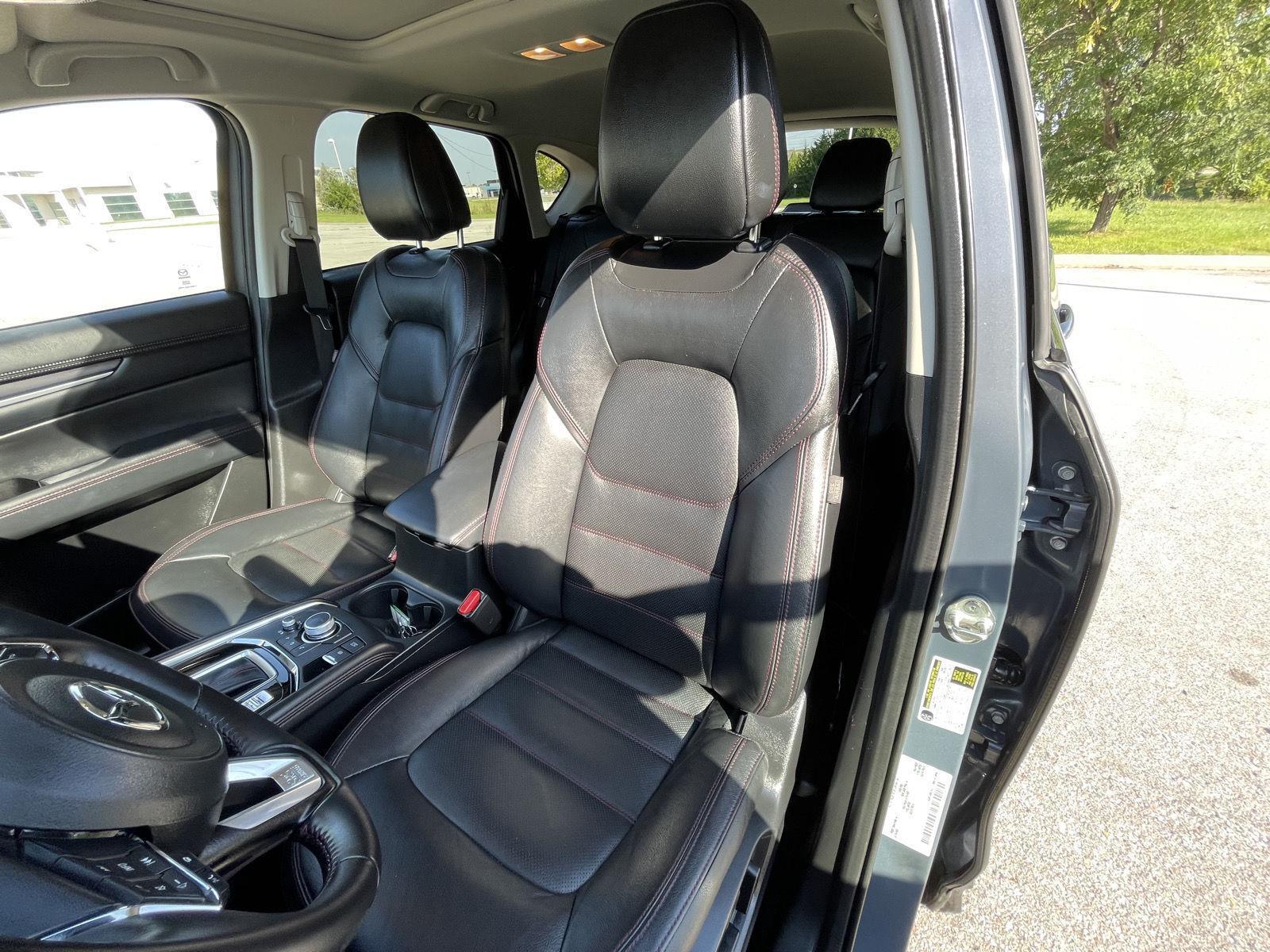 Vehicle photo 18