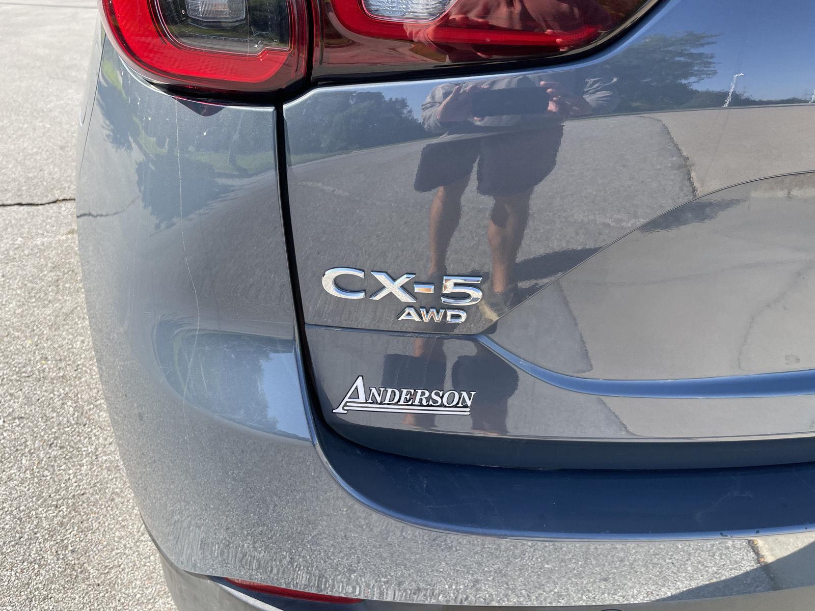 Vehicle photo 35