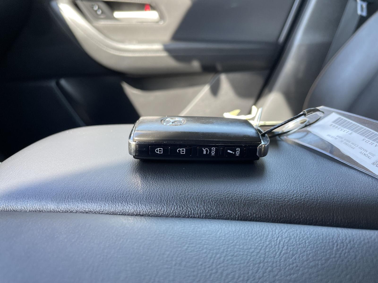 Vehicle photo 35