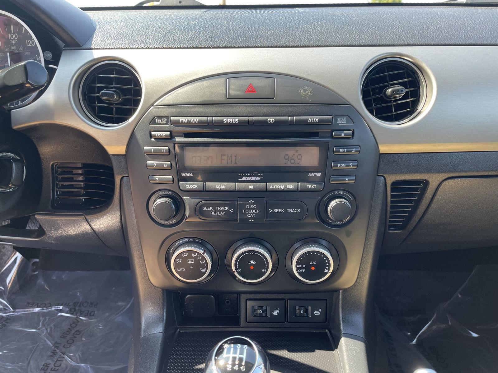 Vehicle photo 22