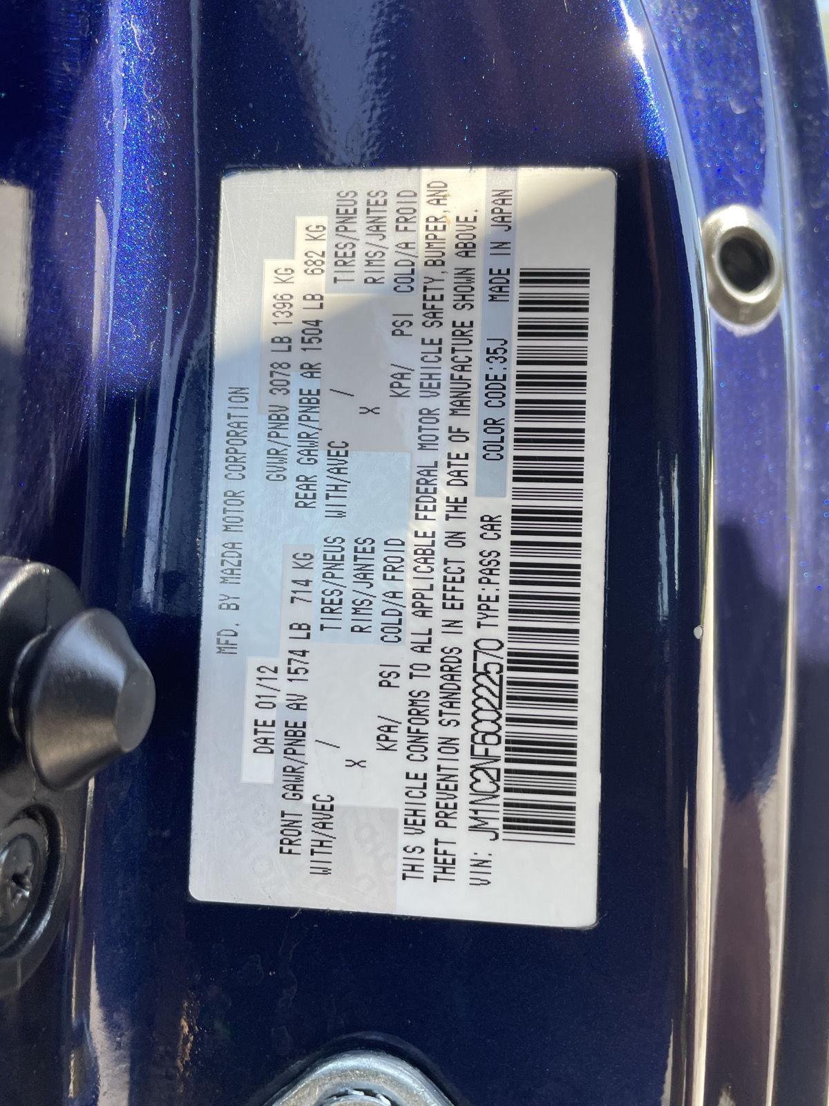 Vehicle photo 28