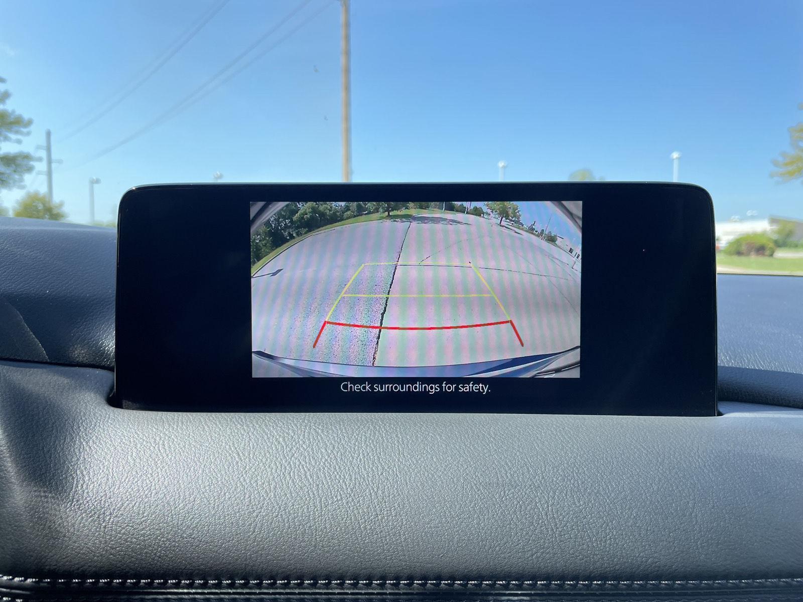 Vehicle photo 22