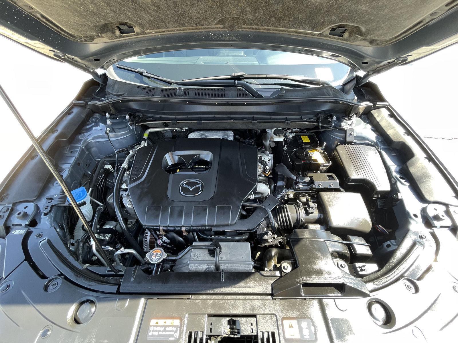 Vehicle photo 32