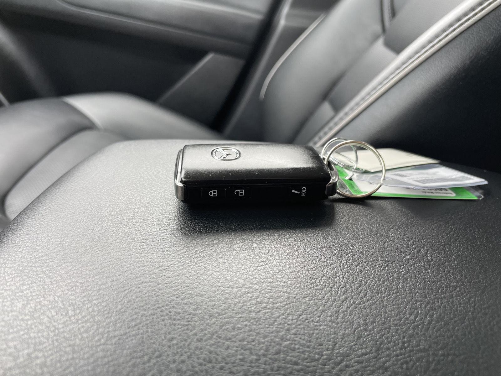 Vehicle photo 34