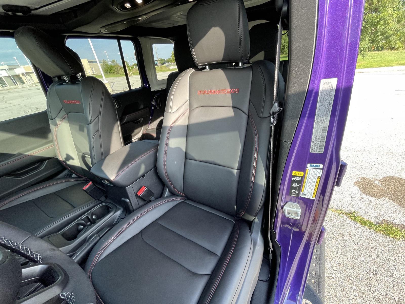 Vehicle photo 18