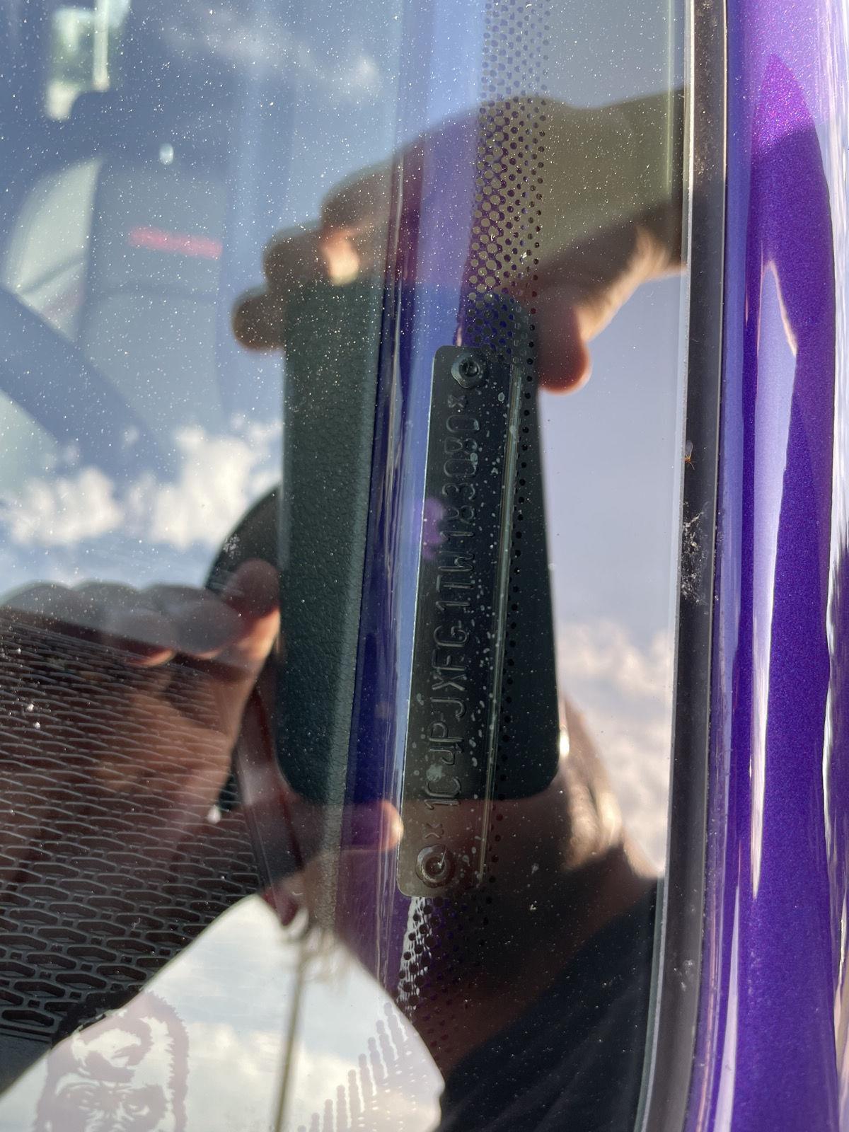 Vehicle photo 31