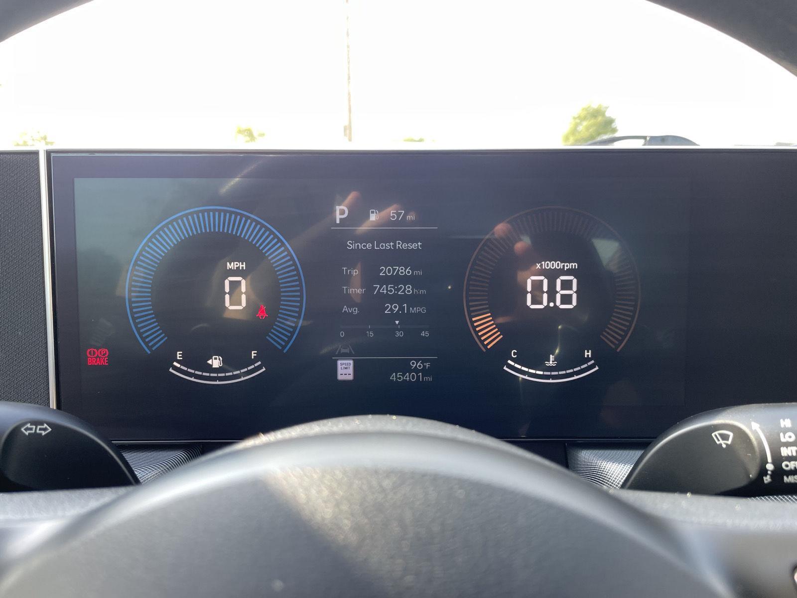 Vehicle photo 14