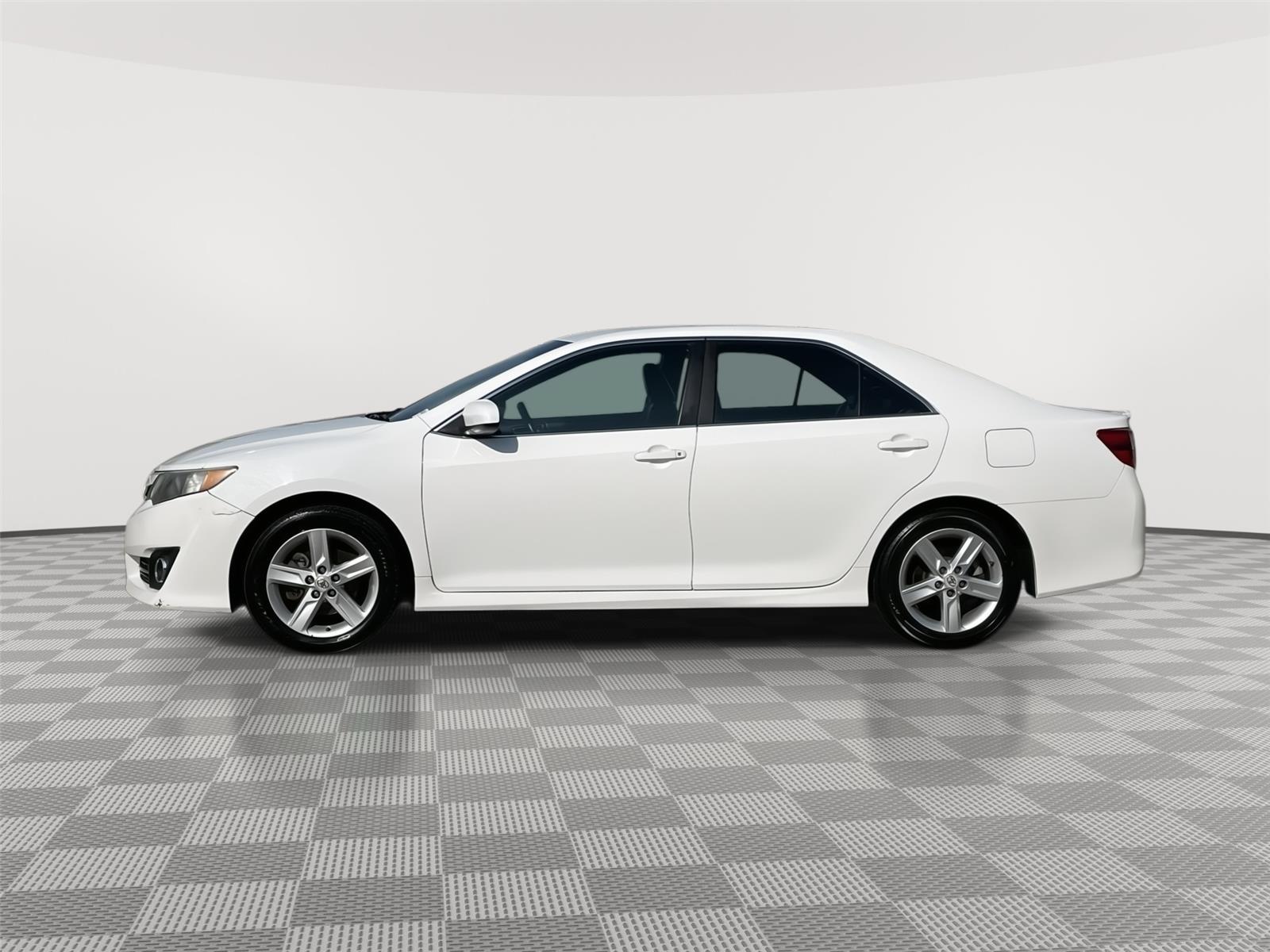 Used 2012 Toyota Camry SE with VIN 4T1BF1FK6CU151519 for sale in Saint Joseph, MO
