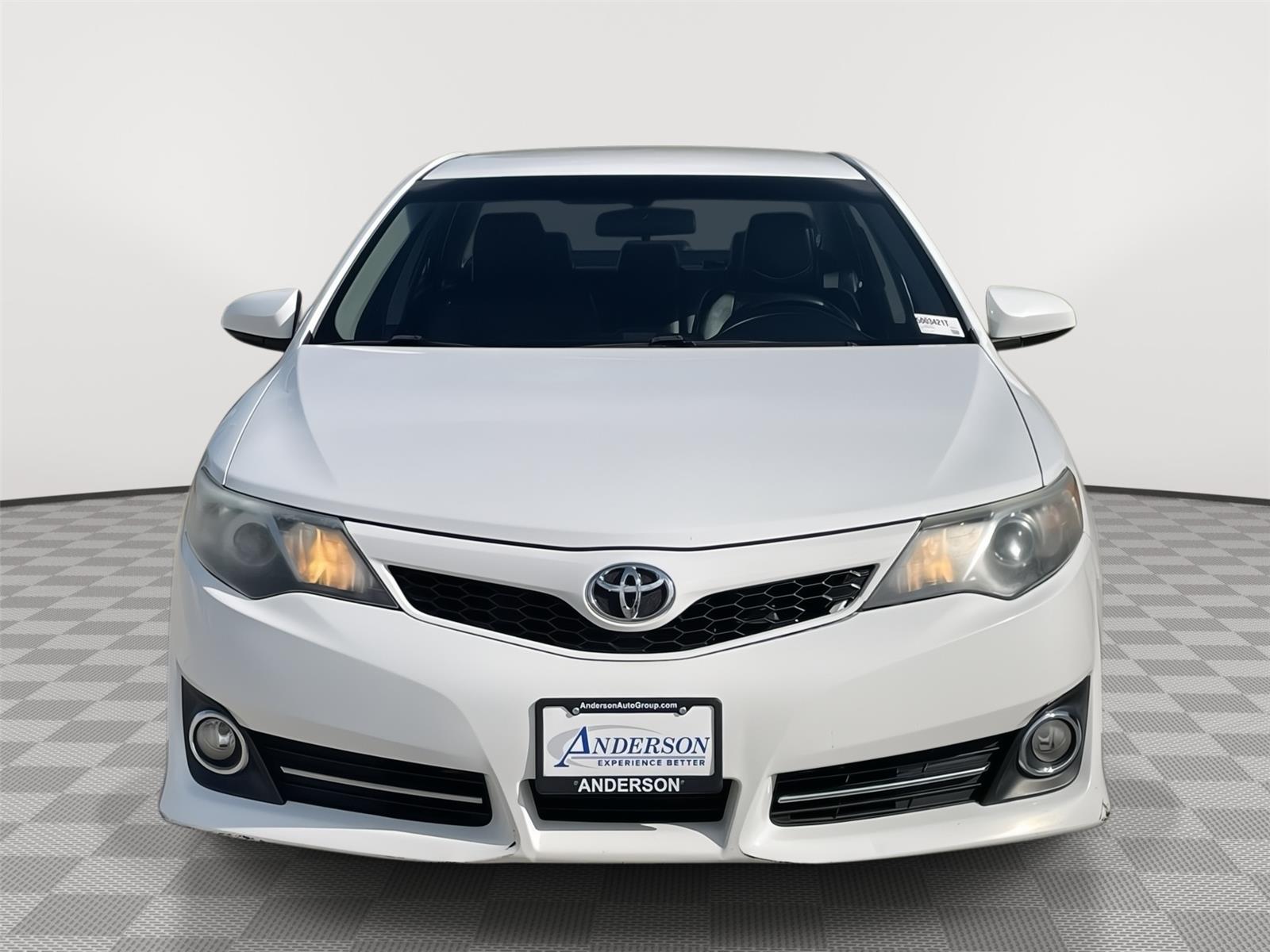 Vehicle photo 4