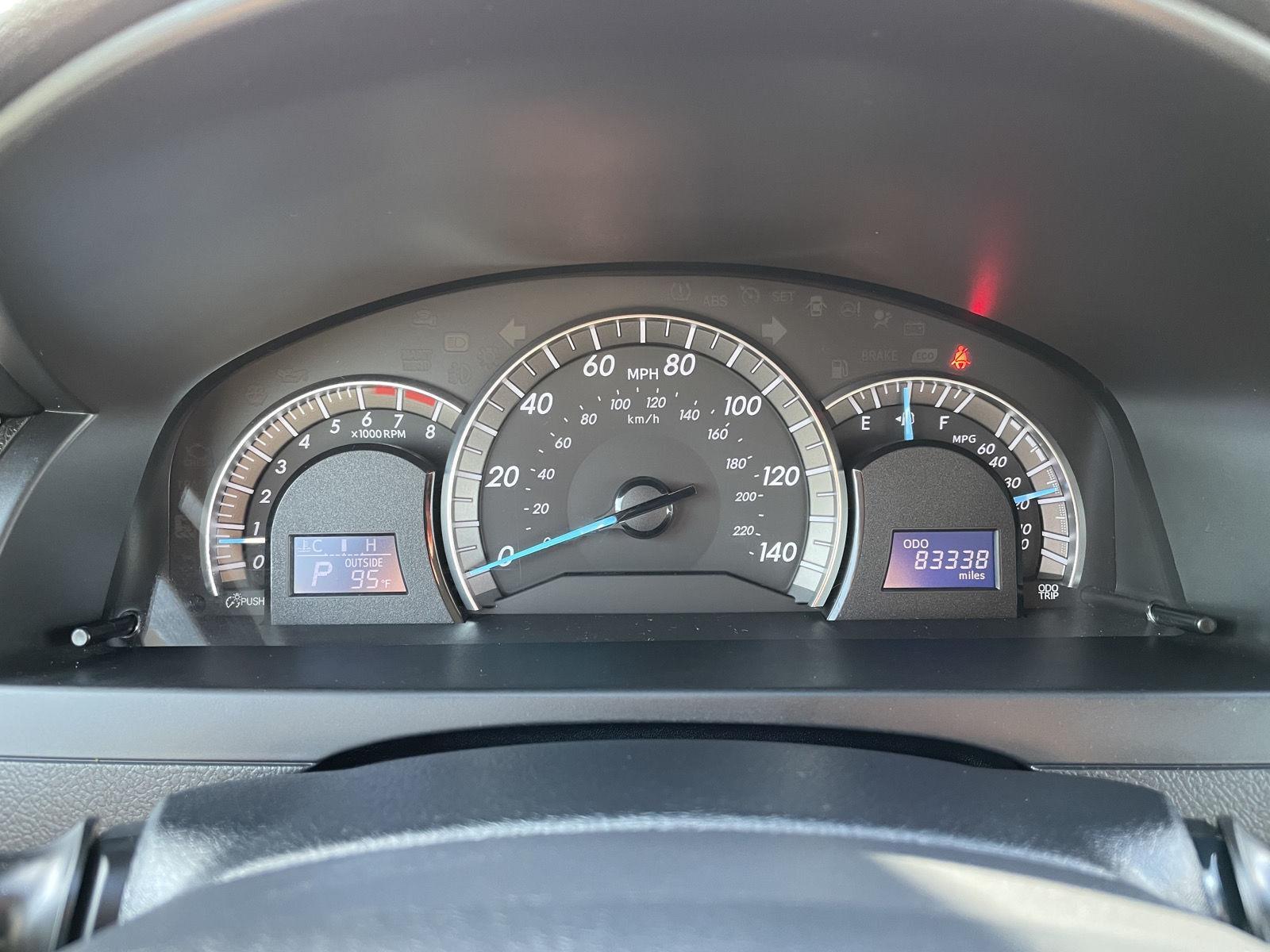 Vehicle photo 14