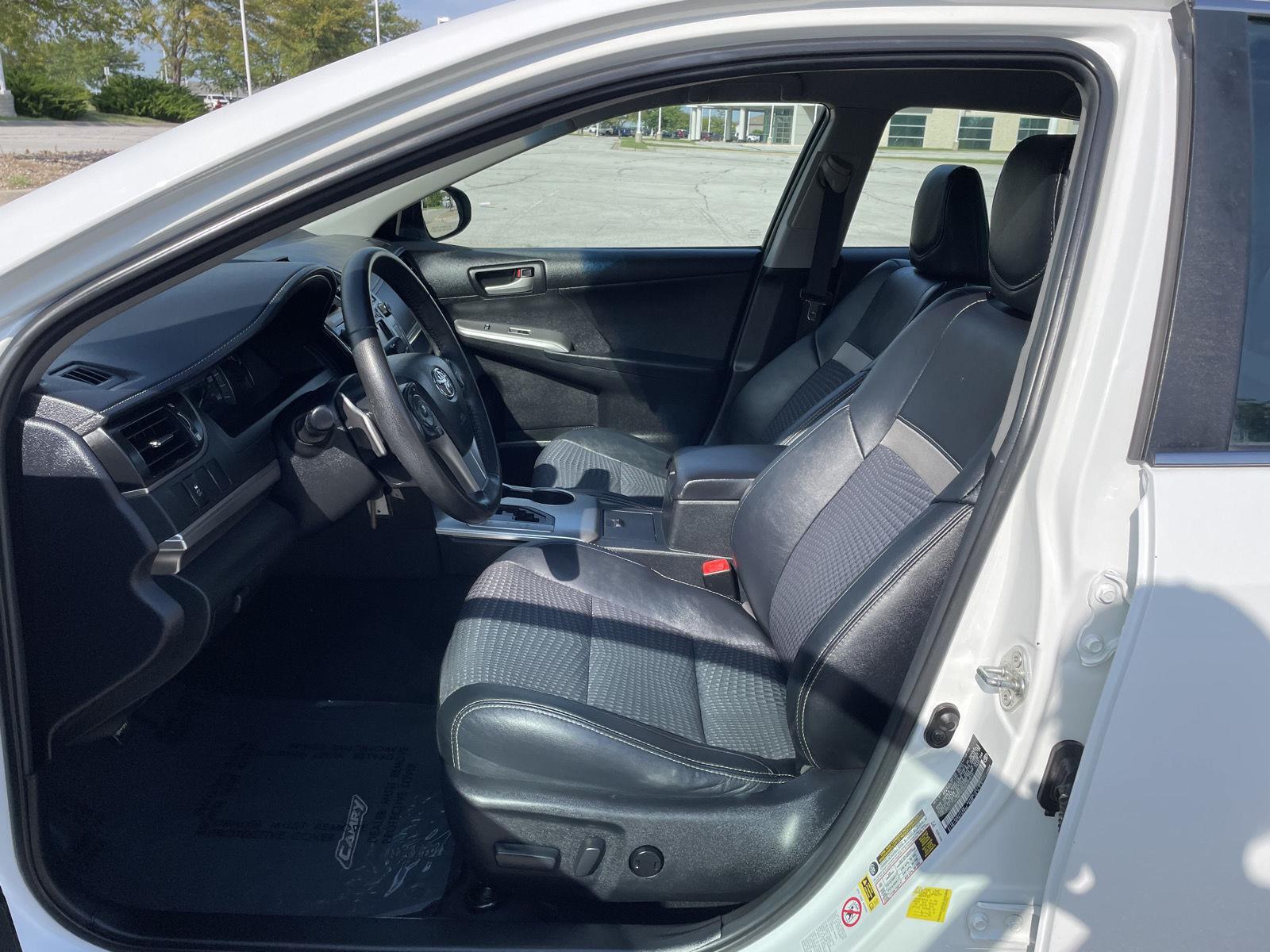 Vehicle photo 16