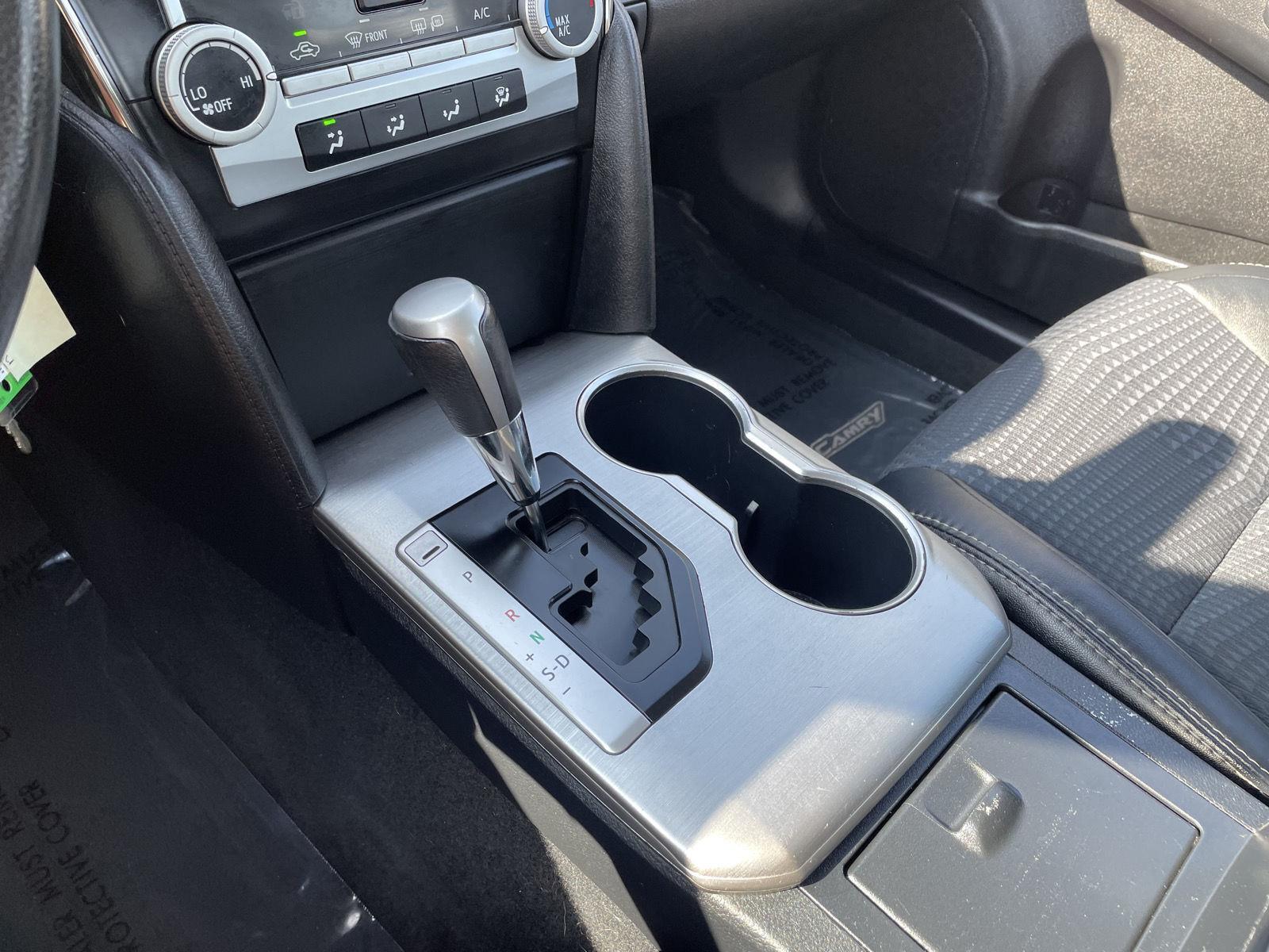 Vehicle photo 26
